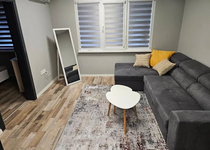 Flat, Close To The Burgasz