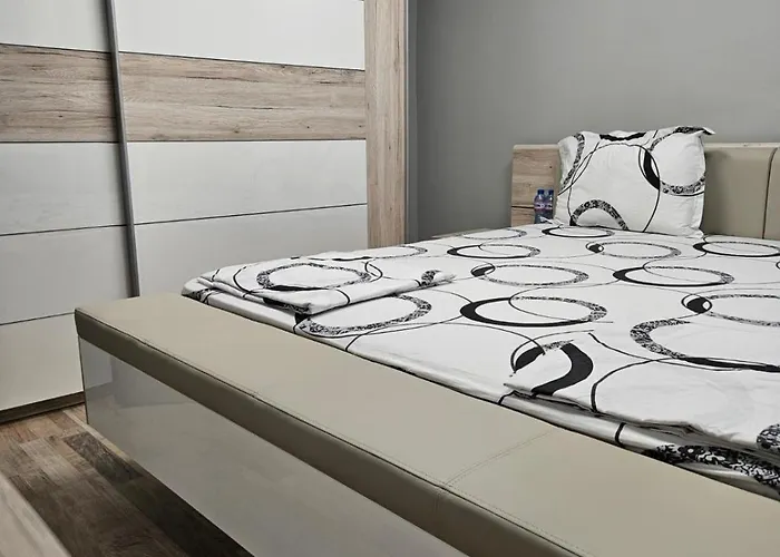 Appartement Flat, Close To The *