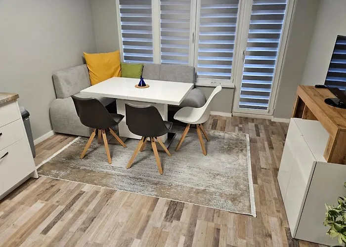 Flat, Close To The Appartement